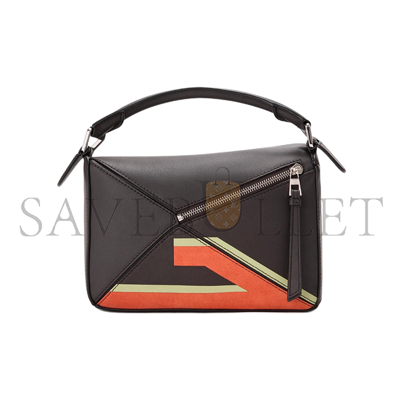 LOEWE SMALL FRINGE CAT PUZZLE IN CLASSIC CALFSKIN A510S21XCH (24*16*10.5cm)